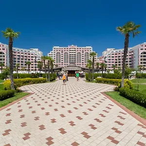 4* Semesteranläggning (resort) Majestic
