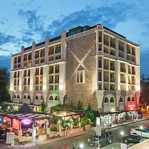 4* Hotell Art Babylon